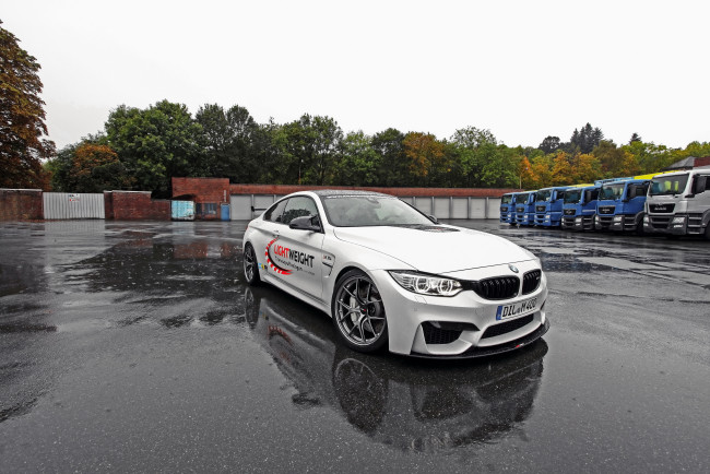 Обои картинки фото 2014 bmw m4 f32 , lightweight, автомобили, bmw, тюнинг, белый