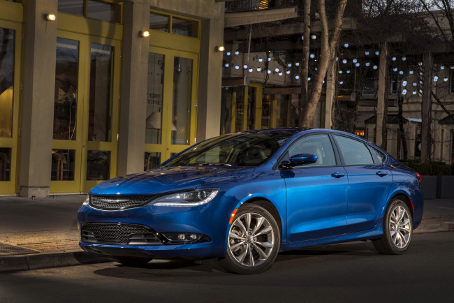 Обои картинки фото 2015 chrysler 200 s, автомобили, chrysler, ночь, голубой