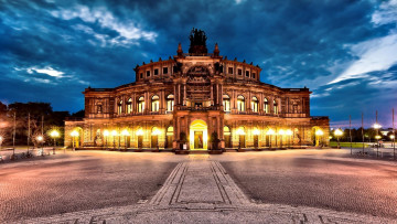 Картинка города берлин+ германия площадь вечер фонари тучи