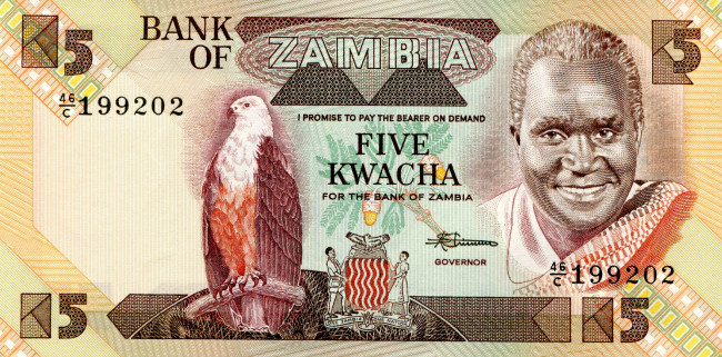 Обои картинки фото 5 квач замбия, разное, золото,  купюры,  монеты, 5, квач, замбия, бумажные, деньги, банкнота, разных, стран