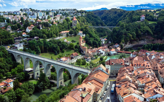 Обои картинки фото switzerland,  fribourg, города, - панорамы, горы, река, мосты, дома