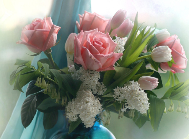 Обои картинки фото цветы, букеты,  композиции, сирень, тюльпан, роза