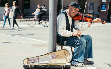 обоя музыка, -другое, мужчина, улица, скрипка