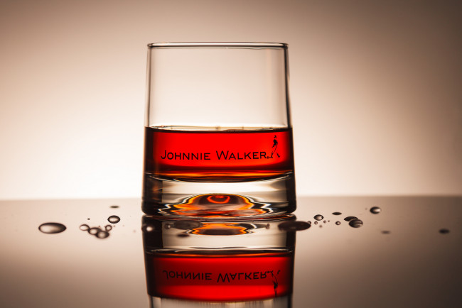 Обои картинки фото бренды, johnnie walker, алкоголь