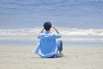 Картинка мужчины xiao+zhan актер рубашка море