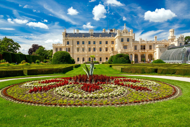 Обои картинки фото lednice castle, города, замок леднице , чехия, lednice, castle