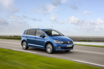 обоя автомобили, volkswagen, touran, 2015г