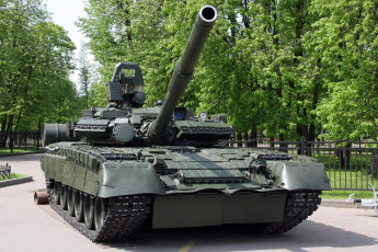 Картинка техника военная гусеницы т-80 дуло танк гусеничная бронетехника
