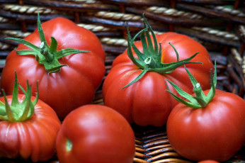 Картинка еда помидоры большой красный томаты