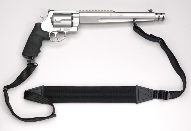 Обои картинки фото оружие, пистолеты, ремешок, револьвер, магнум