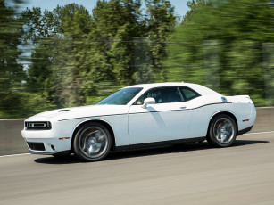 Картинка автомобили dodge sxt challenger 2015г светлый plus lc