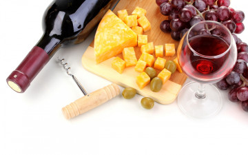Картинка еда разное wine виноград grapes вино сыр cheese оливки доска