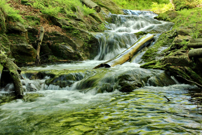 Обои картинки фото Чехия, природа, водопады, водоем, камни, бревно