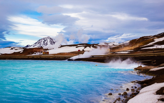 Обои картинки фото природа, побережье, облака, горы, снег, море, исландия