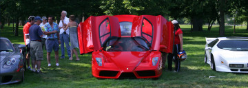 Картинка 2003 ferrari enzo автомобили выставки уличные фото красота автомобиль изящество