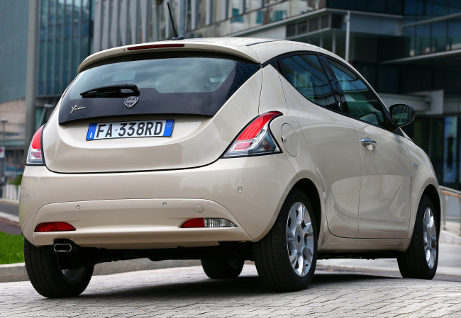 Обои картинки фото автомобили, lancia, 2015г, 846, ypsilon