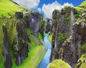 Картинка природа реки озера река исландия fjadrargljufur canyon скалы зелень каньон