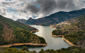 Картинка природа реки озера франция corsica панорама горы река лес