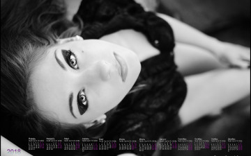 Картинка календари девушки черно-белое фото лицо