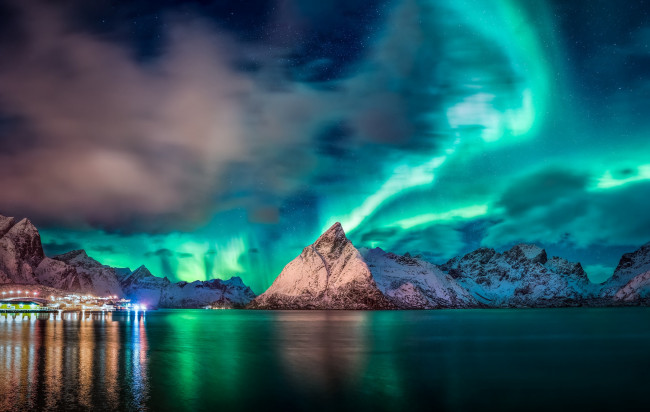 Обои картинки фото природа, северное сияние, nordland, reine, norway