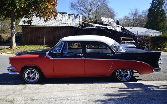 Обои картинки фото автомобили, выставки, уличные, фото, 1956, coronet, dodge