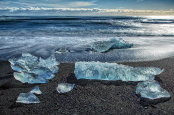 Картинка природа побережье небо море волны облака берег лед