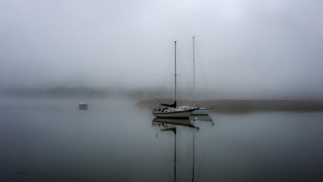 Обои картинки фото корабли, Яхты, лодки, туман