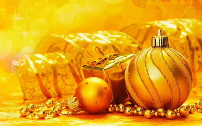 Обои картинки фото праздничные, - разное , новый год, праздник, подарки, золотое, украшение, с, новым, годом, золотые, шарики, рождество