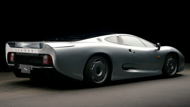 Обои картинки фото jaguar, xj220, автомобили, стиль, мощь, скорость, автомобиль
