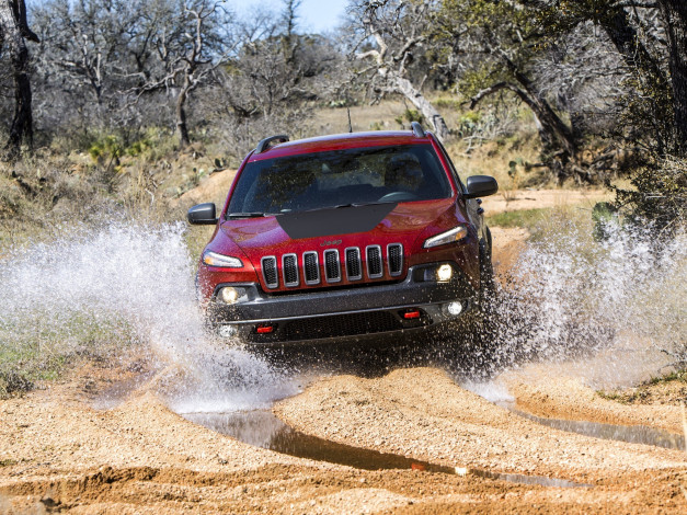 Обои картинки фото автомобили, jeep, брызги