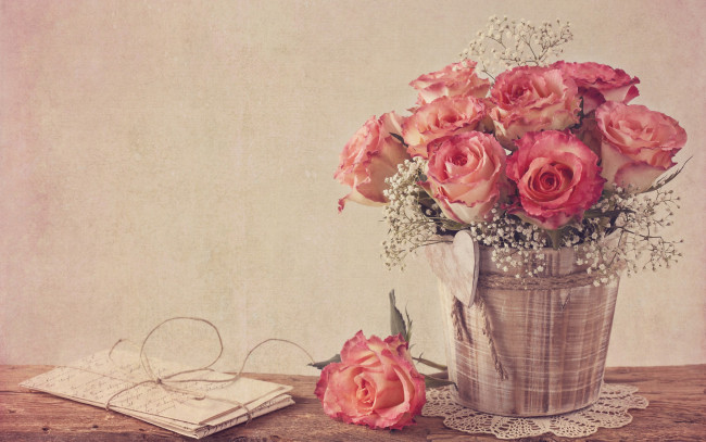 Обои картинки фото цветы, букеты,  композиции, flower, rose, style, vintage, винтаж, розы, bouquet