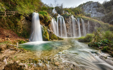 Картинка природа водопады камни поток