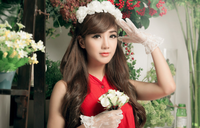Обои картинки фото linh napie, девушки, linh, napie, цветы, азиатка, перчатки