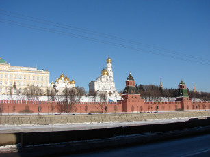 Картинка кремлевская набережная города москва россия