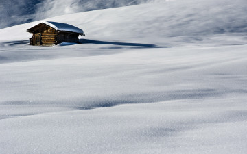 Картинка природа зима дом поле утро