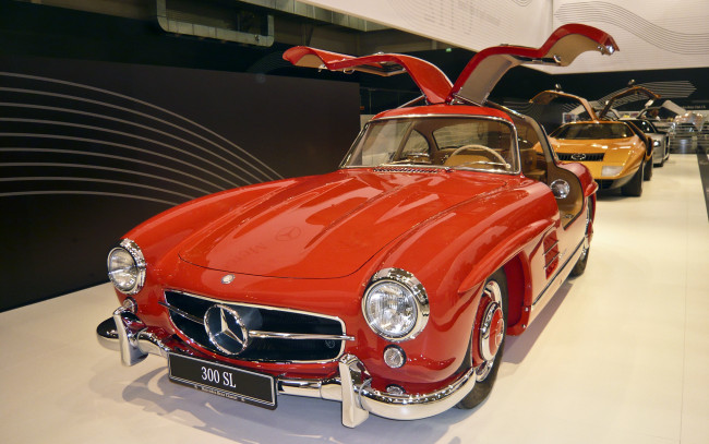 Обои картинки фото автомобили, выставки, уличные, фото, mercedes, benz, 300sl