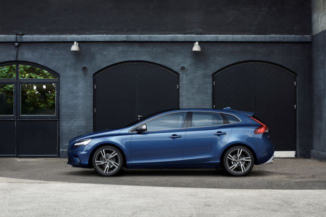 Обои картинки фото автомобили, volvo, синий, 2016г, r-design, v40, t5