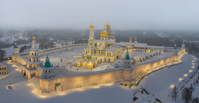 Обои картинки фото города, - православные церкви,  монастыри, новоиерусалимский, монастырь, московская, область, зима, снег, пoдcвeтка