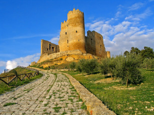 Картинка il castello di mazzarino города исторические архитектурные памятники италия