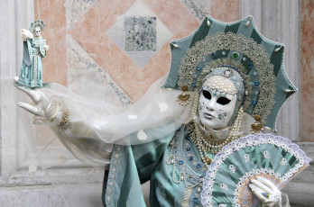 Картинка разное маски карнавальные костюмы веер карнавал кокошник венеция