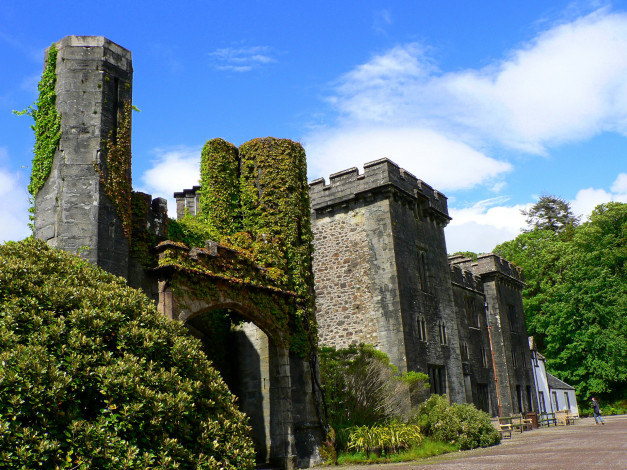 Обои картинки фото scotland, armadale, castle, города, дворцы, замки, крепости, башни, ворота, плющ