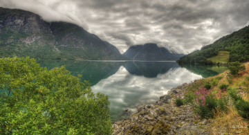 Картинка lake strynsvatnet norway природа реки озера горы озеро