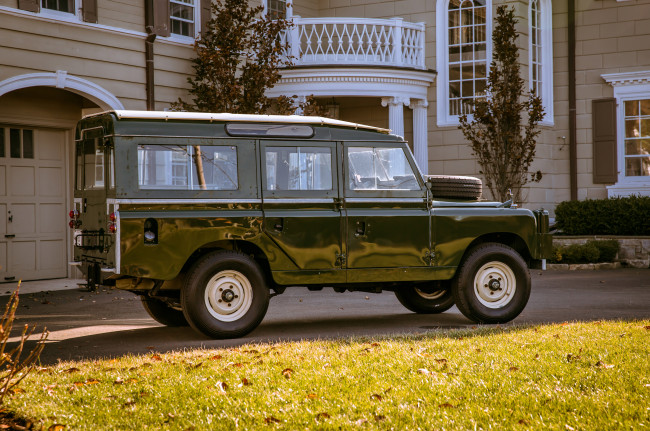 Обои картинки фото автомобили, land-rover, model