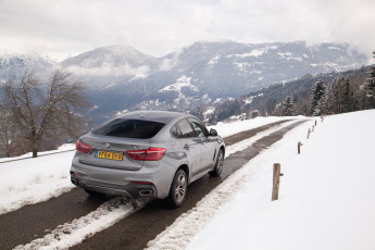 обоя автомобили, bmw, 2015г, f16, xdrive30d, m, uk-spec, package, x6, sport, снег, дорога, светлый