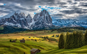 Картинка природа пейзажи италия пейзаж горы луга небо