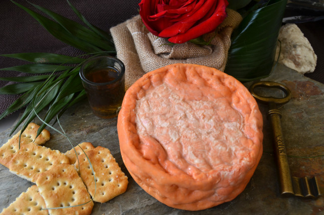 Обои картинки фото ros de ratafia dels raiers, еда, сырные изделия, сыр