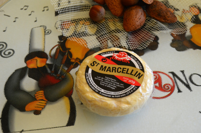 Обои картинки фото saint marcellin, еда, сырные изделия, сыр
