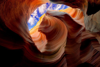 Картинка природа горы небо пещера вид скалы каньон