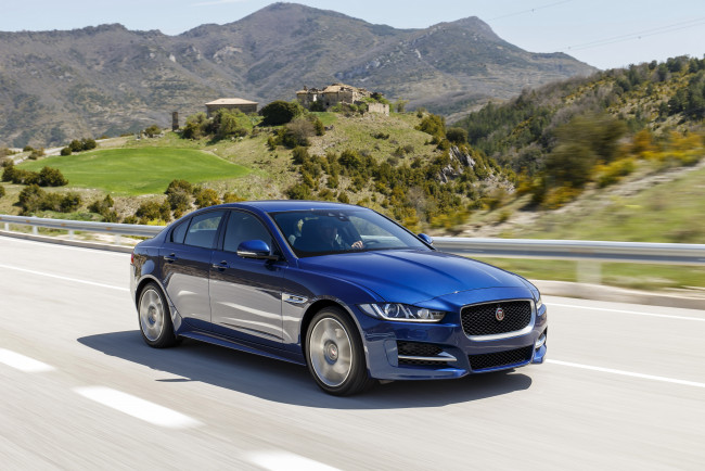 Обои картинки фото автомобили, jaguar, 2015г, синий, xe, r, sport