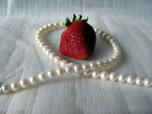 Картинка еда клубника +земляника жемчуг ягода